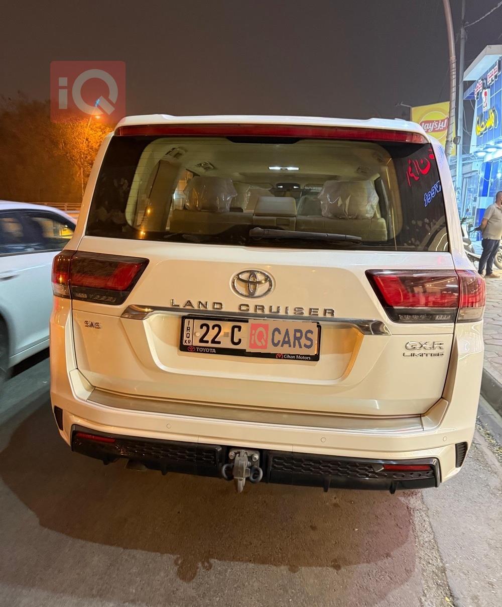 تويوتا لاندكروزر